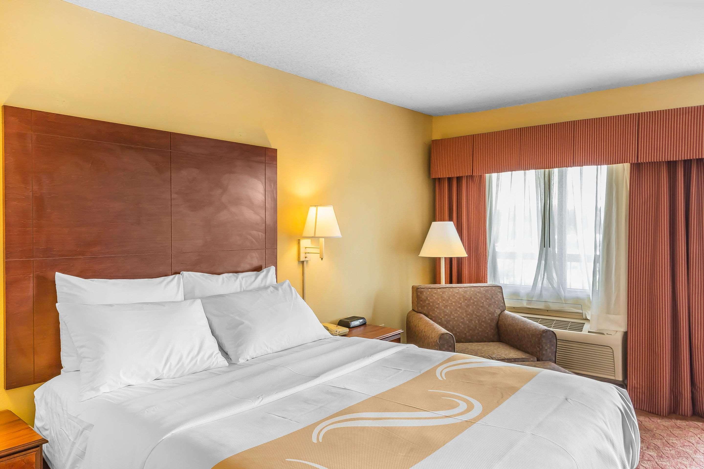 Quality Inn Calera Kültér fotó