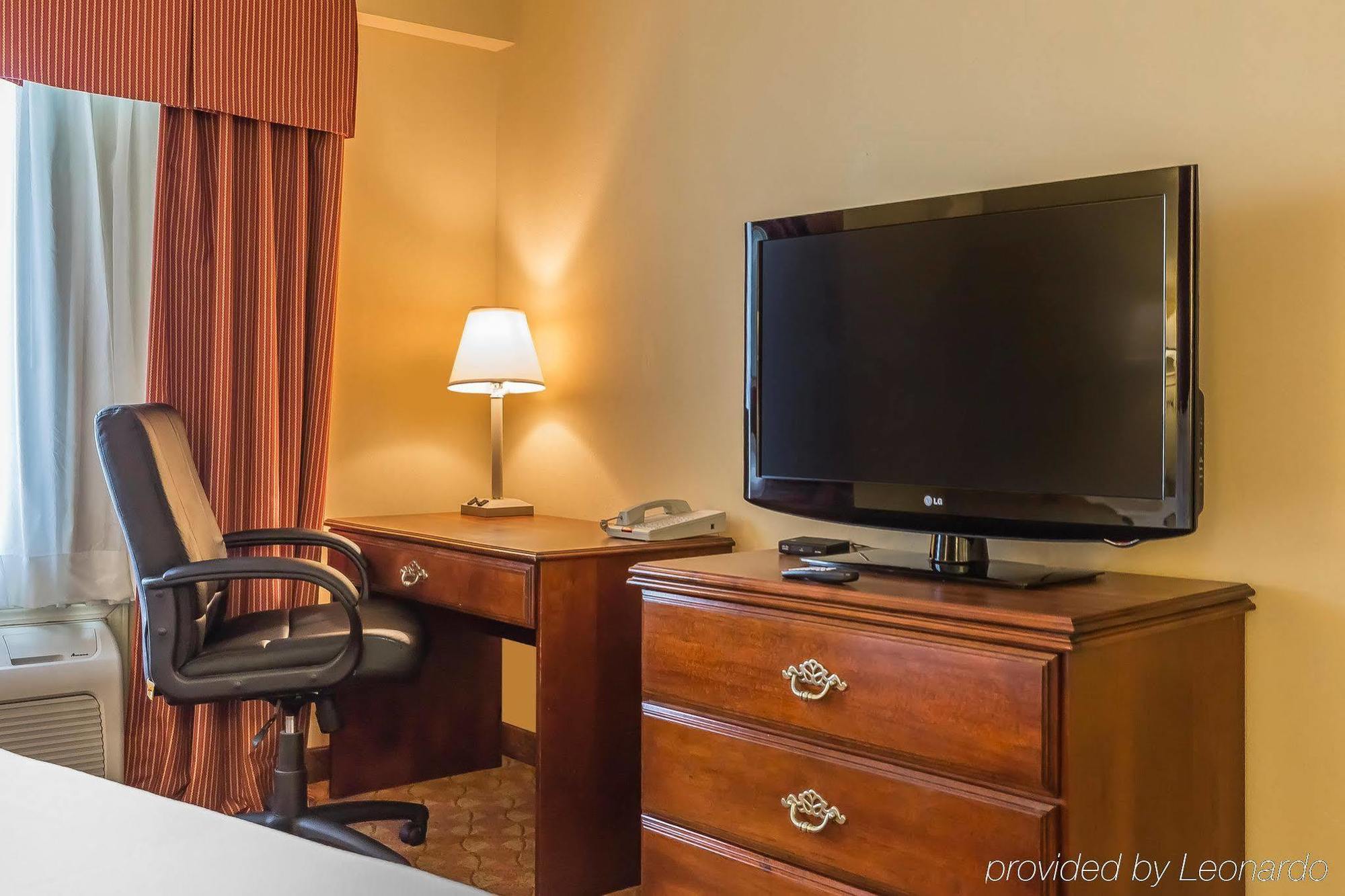 Quality Inn Calera Kültér fotó